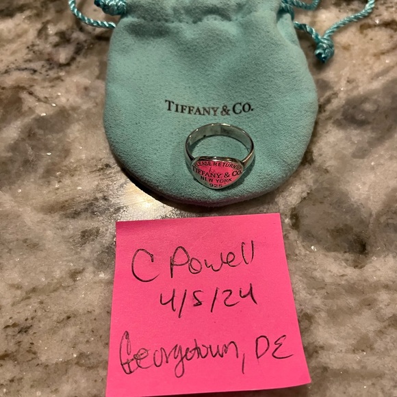 Tiffany & Co. Jewelry - Tiffany & Co. Sterling Silver Return To Tiffany Oval Ring